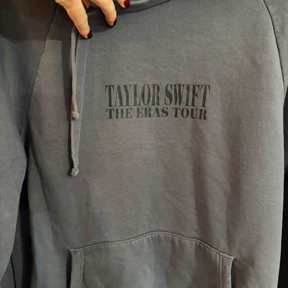 Taylor Swift THE ERAS TOUR Washed Blue Hoodie Size XS - Picture 4 of 8